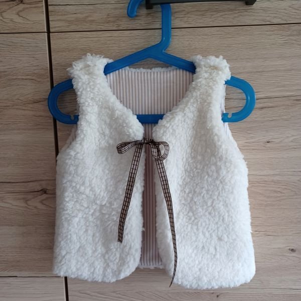 Atelier couture à Chassieu : apprendre à coudre un gilet sans manches tendance et facile